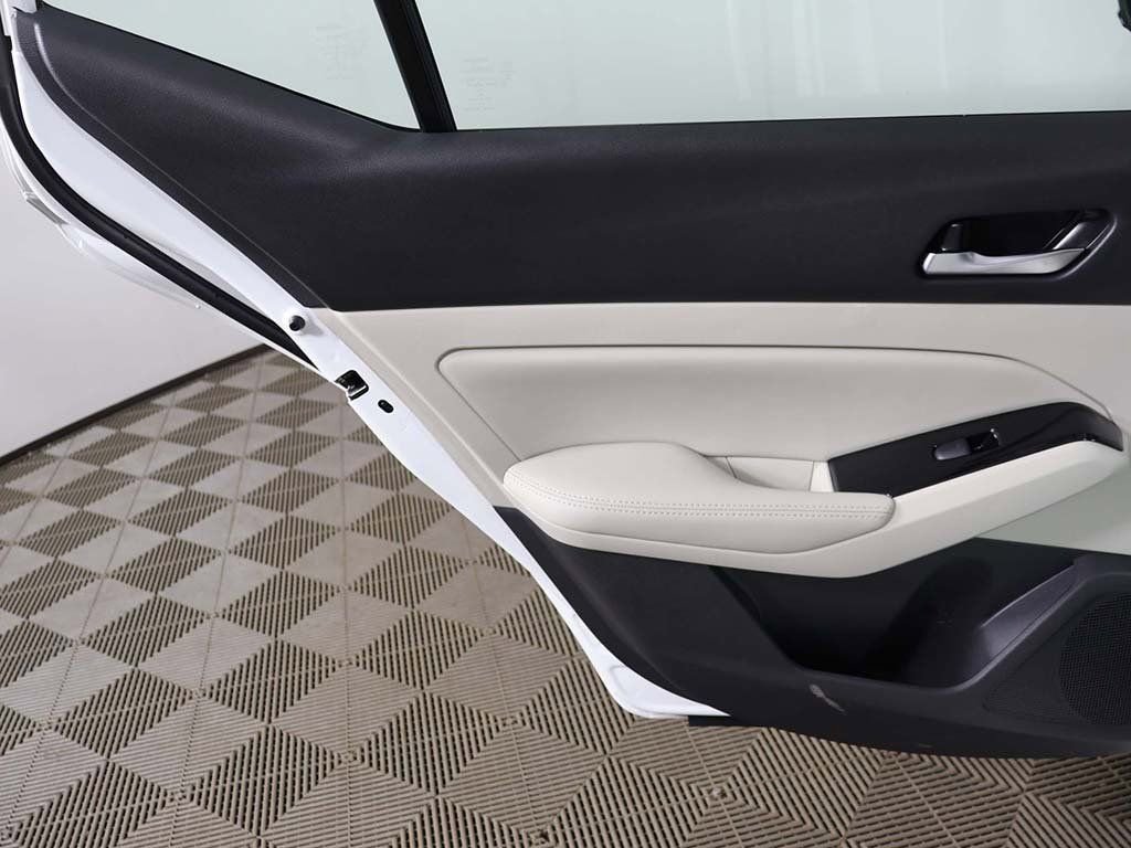 Used 2024 Nissan Altima 2.5 SL image 23