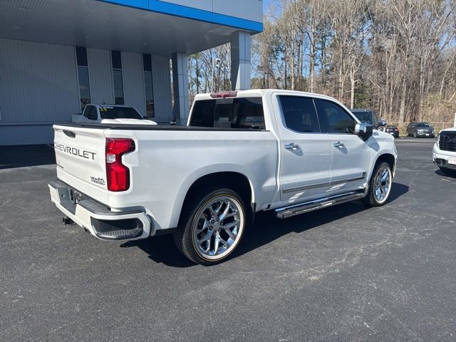 Used 2022 Chevrolet Silverado 1500 High Country w/ High Country Premium Package AWD/4WD image 22
