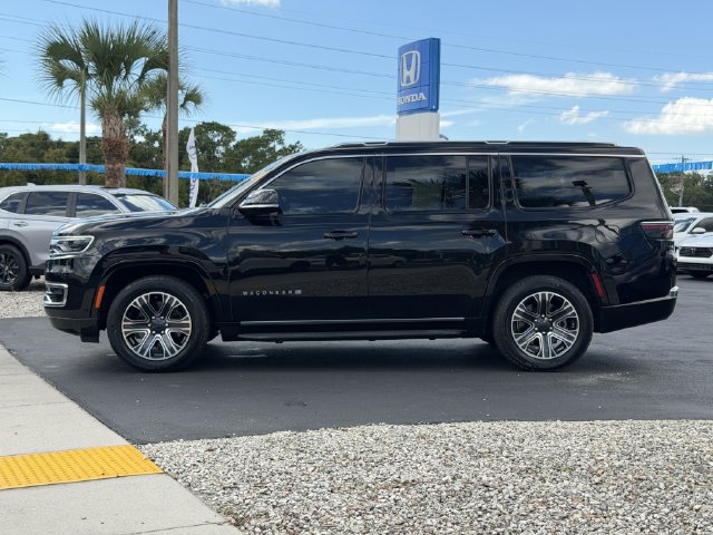 Used 2024 Jeep Wagoneer Series II w/ Flexible Seating Group AWD/4WD image 7