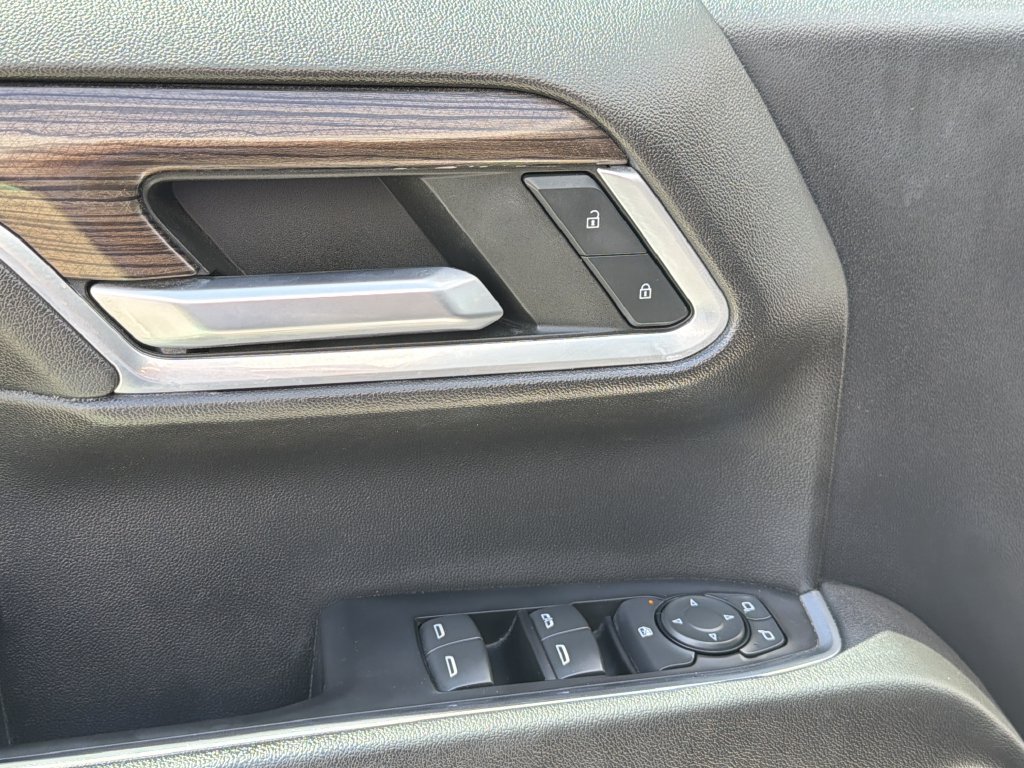 Certified 2022 Chevrolet Silverado 1500 LT RWD image 21