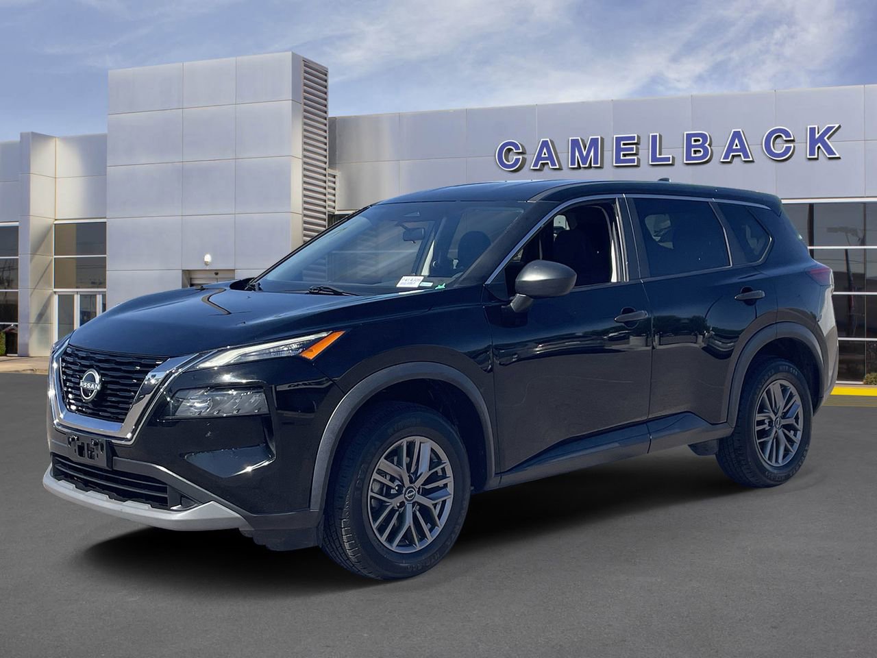 Used 2023 Nissan Rogue S image 33