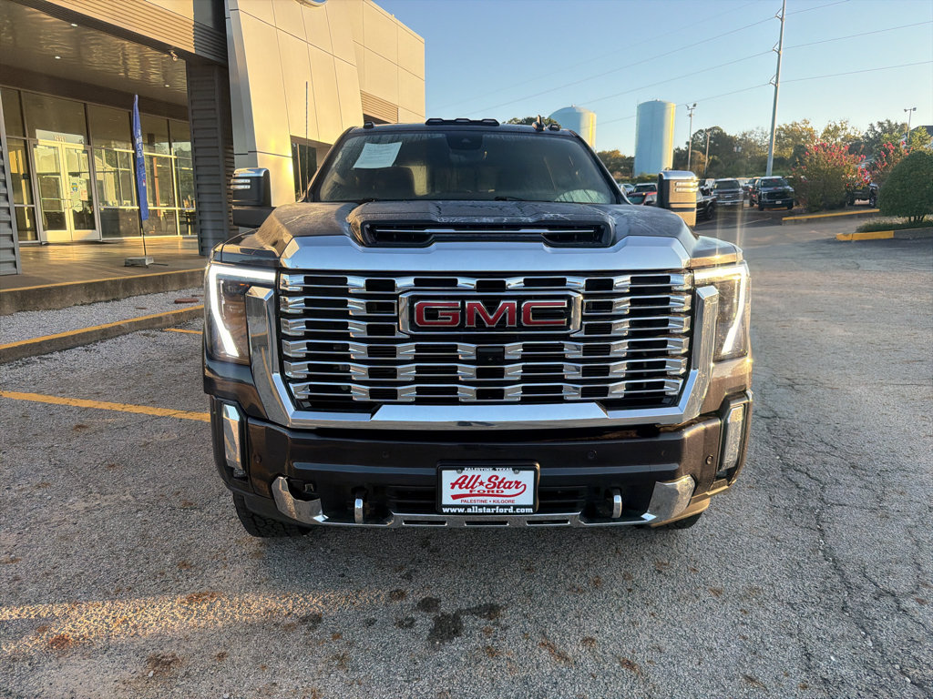 Used 2025 GMC Sierra 2500 Denali w/ Denali Reserve Package AWD/4WD image 2