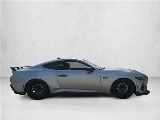 Used 2024 Ford Mustang GT Premium RWD image 4