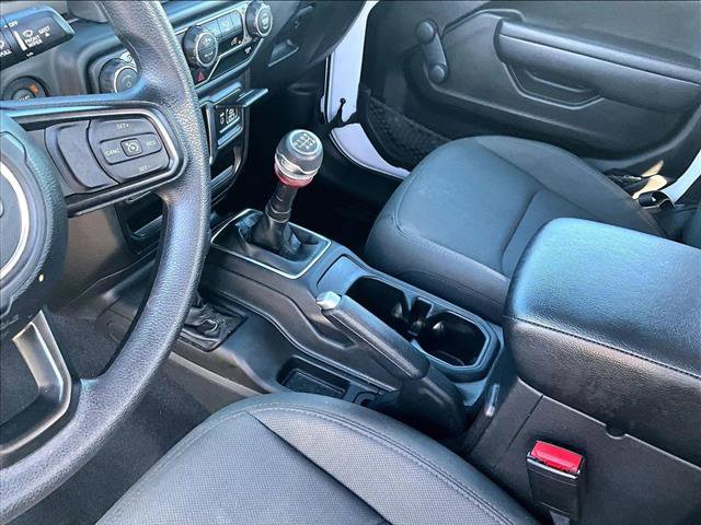Used 2022 Jeep Wrangler Sport image 15