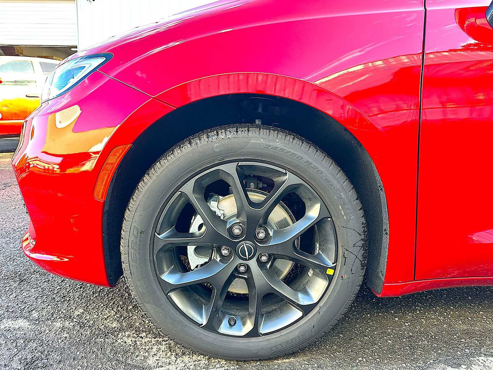 New 2026 Chrysler Pacifica Select w/ S Appearance Package image 19