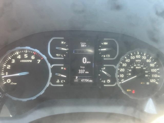Used 2020 Toyota Tundra Limited w/ Limited Premium Package AWD/4WD image 15