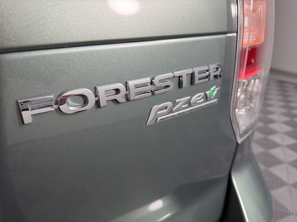 Used 2017 Subaru Forester 2.5i Premium w/ All-Weather Package image 13