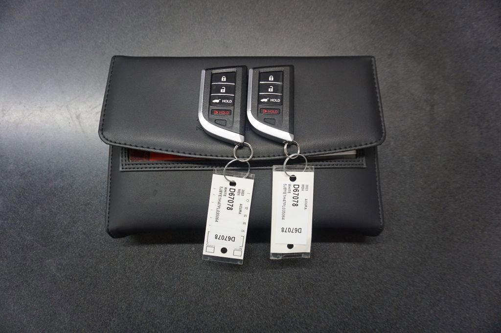Used 2023 Acura MDX SH-AWD w/ Technology Package image 20