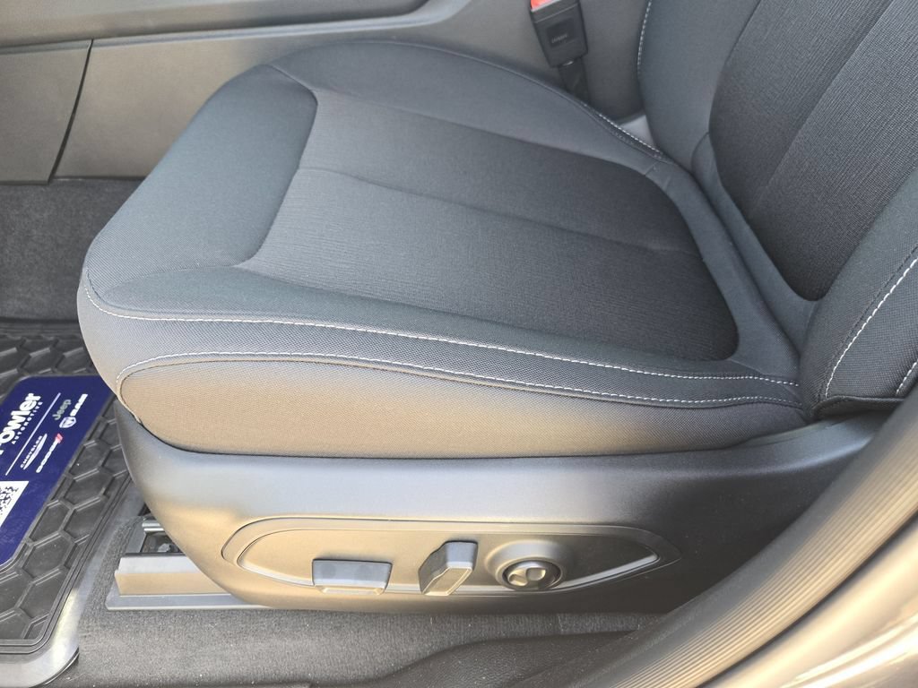 New 2026 Jeep Grand Cherokee Laredo X AWD/4WD image 14