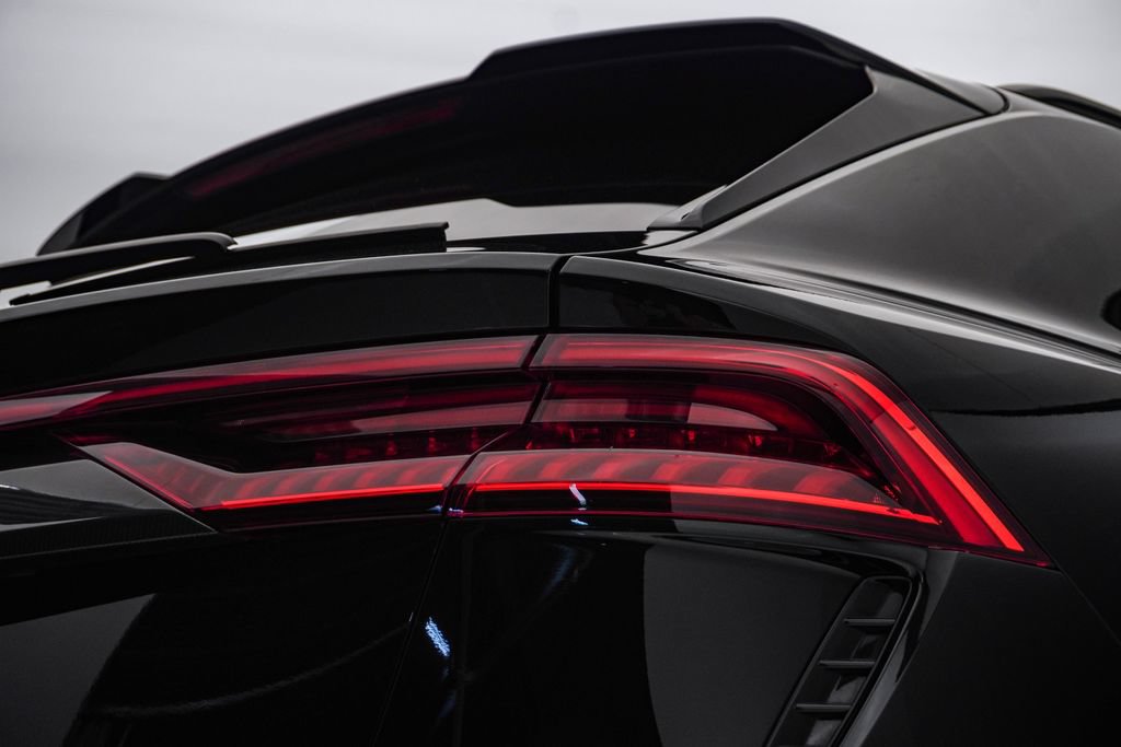 Used 2022 Audi RS Q8 AWD/4WD image 13