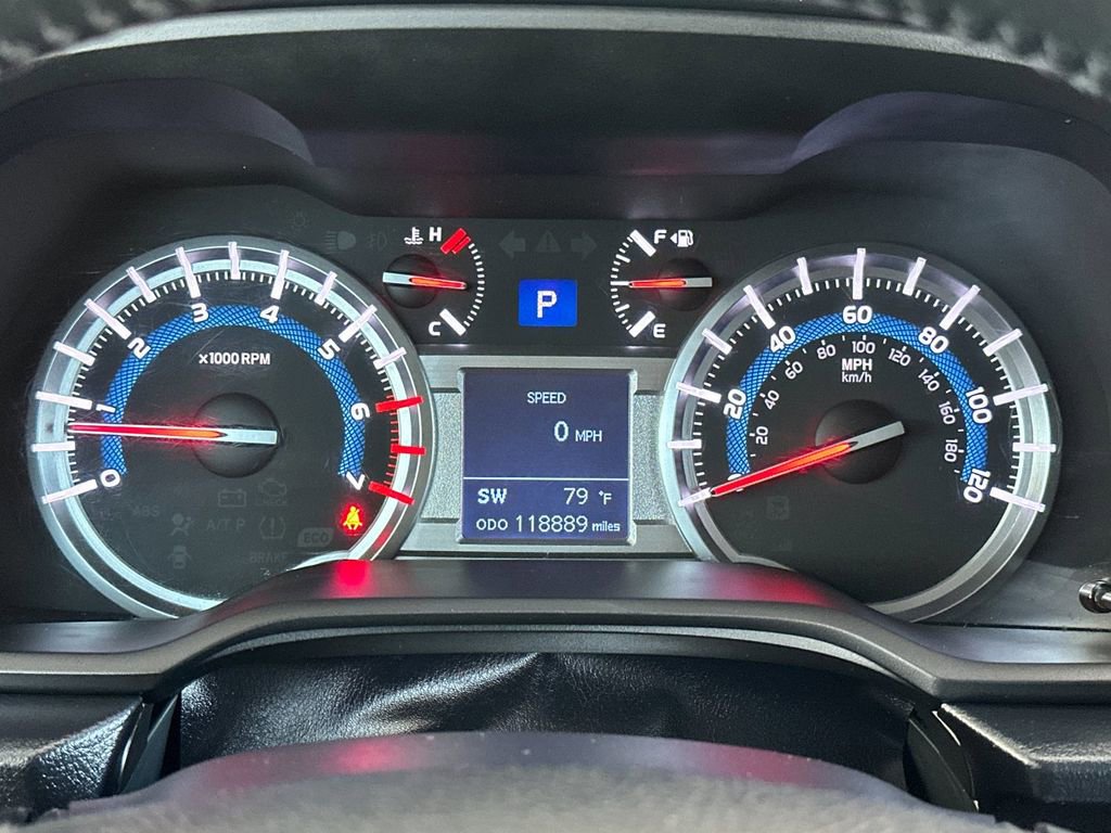 Used 2018 Toyota 4Runner SR5 Premium AWD/4WD image 23