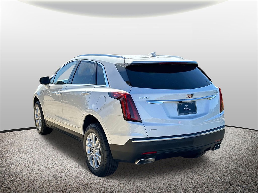 New 2025 Cadillac XT5 Luxury image 4