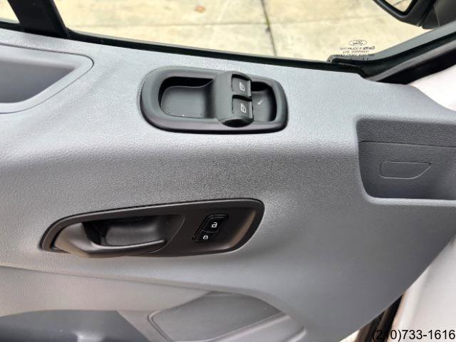 Used 2016 Ford Transit 250 130 Low Roof w/ Exterior Upgrade Package RWD image 14