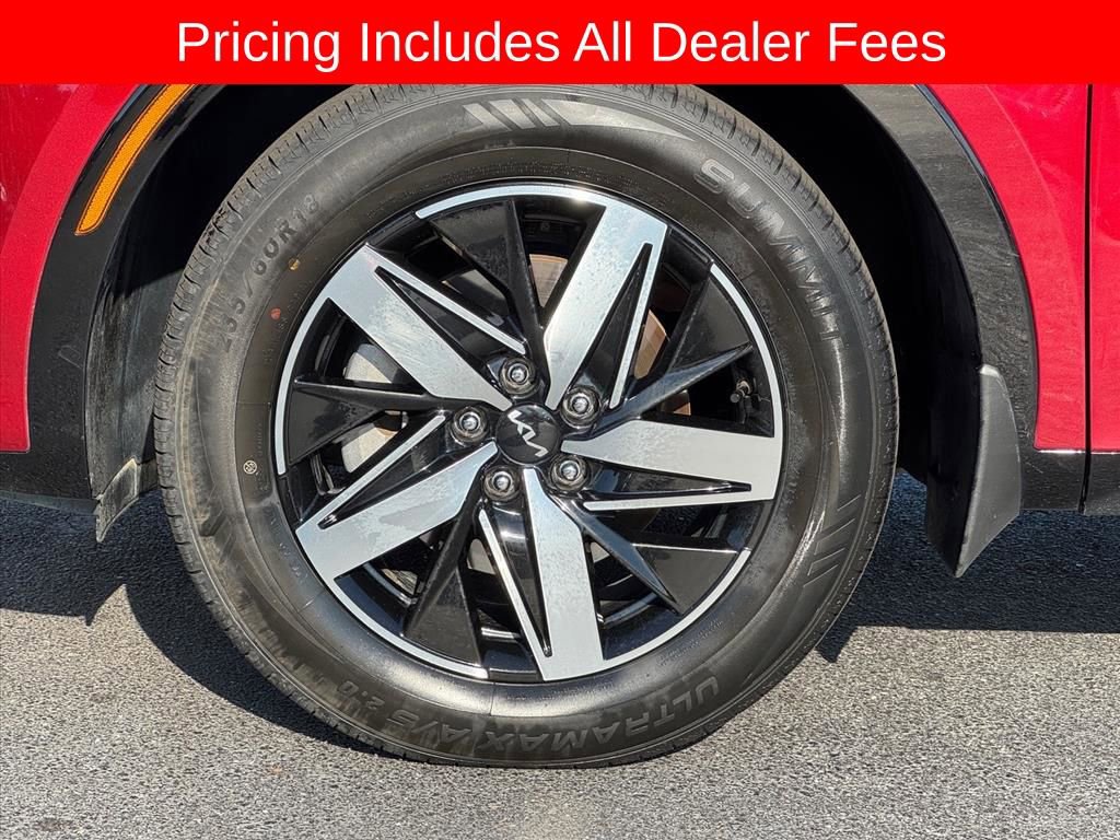 Certified 2023 Kia Sorento S FWD image 9