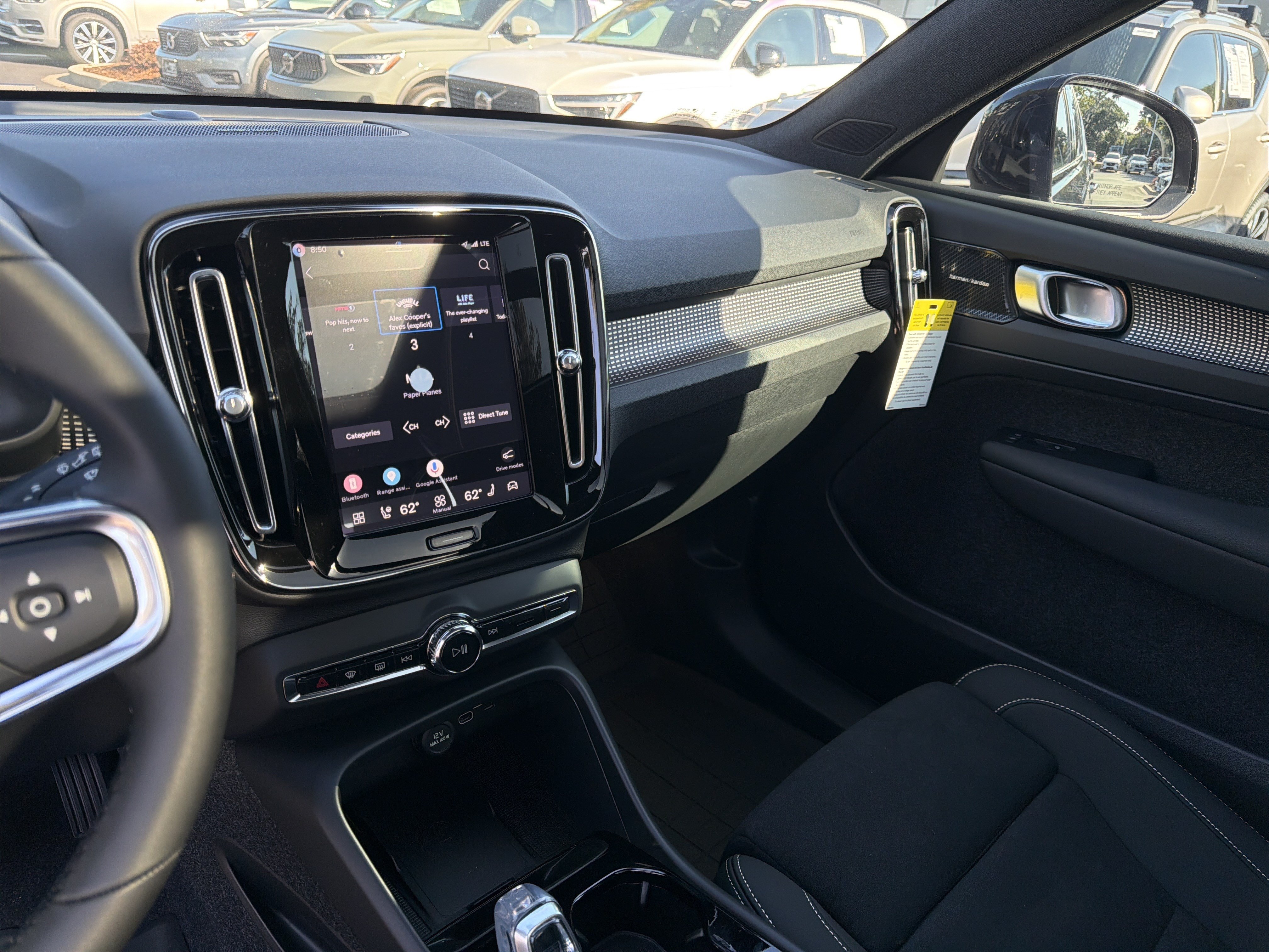 New 2026 Volvo EX40 Ultra AWD/4WD image 17
