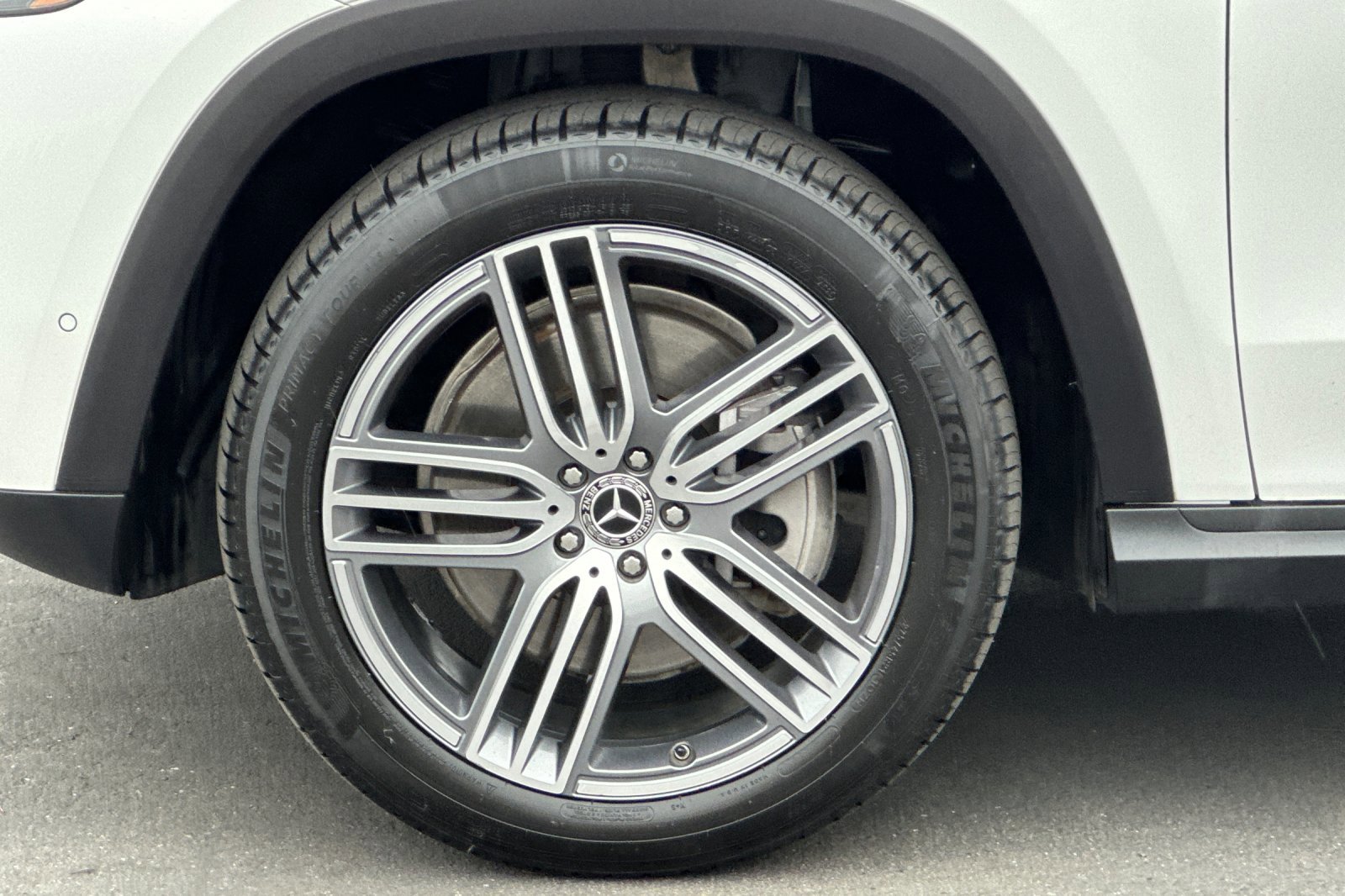 Certified 2024 Mercedes-Benz GLS 450 4MATIC image 27