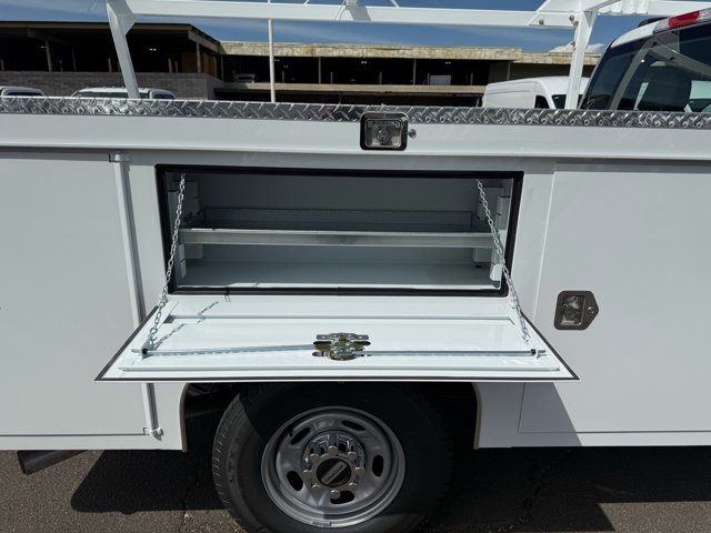 New 2026 Ford F250 XL w/ XL Chrome Package image 8