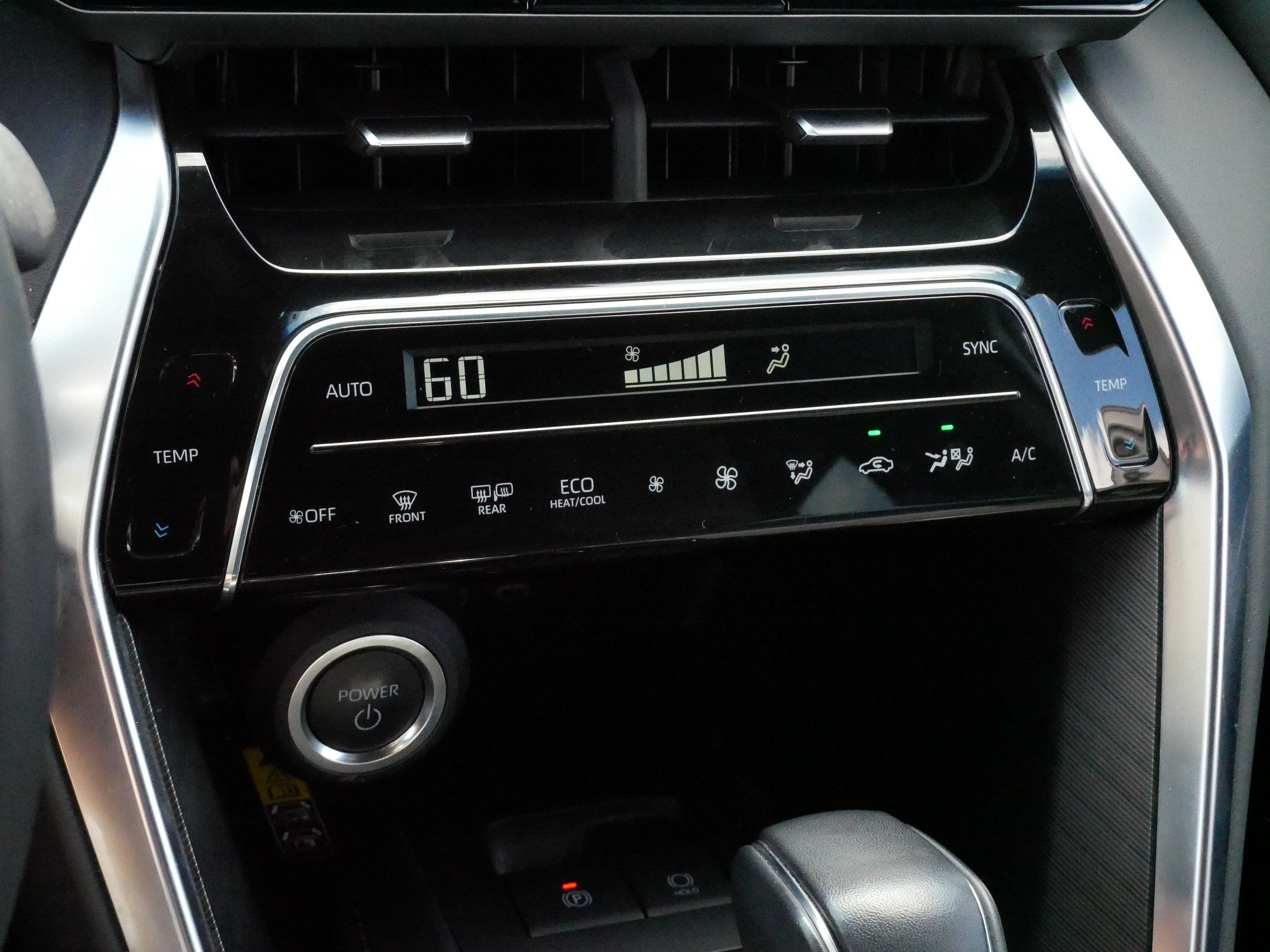 Certified 2024 Toyota Venza Limited AWD/4WD image 23
