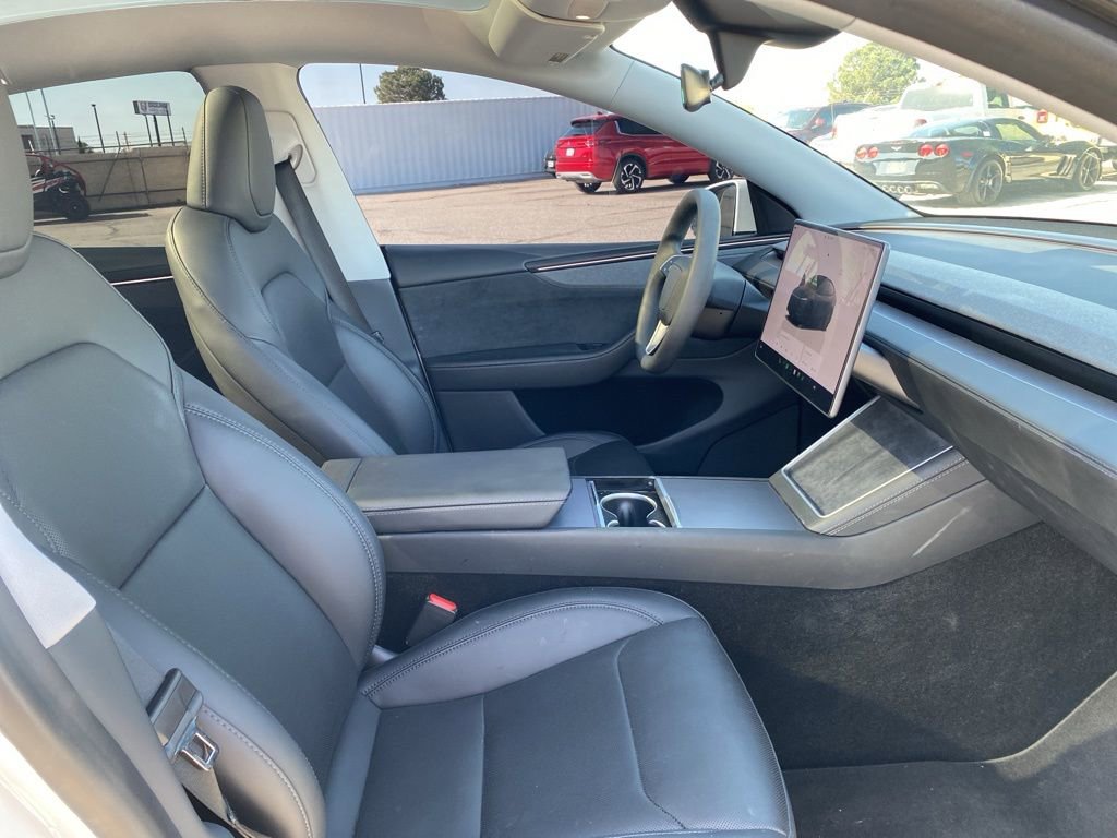 Used 2026 Tesla Model Y 2WD image 7