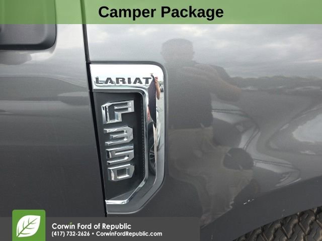 Used 2022 Ford F350 Lariat w/ Chrome Package image 5