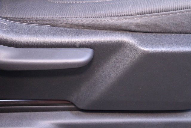 Used 2020 Chevrolet Silverado 1500 Custom image 12