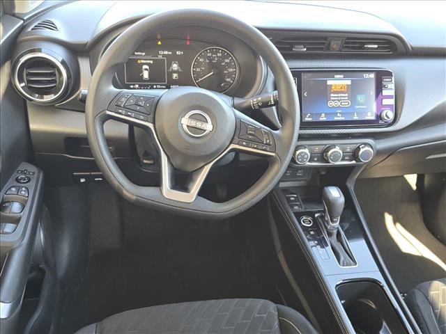 Used 2023 Nissan Kicks SV image 12
