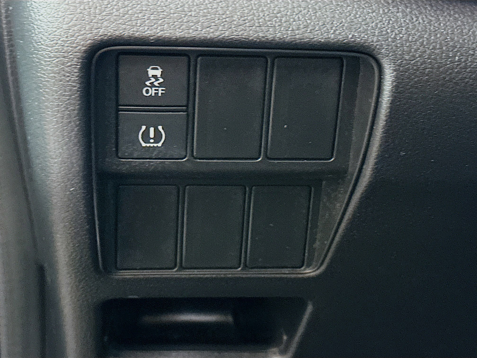 Used 2019 Honda CR-V LX image 17