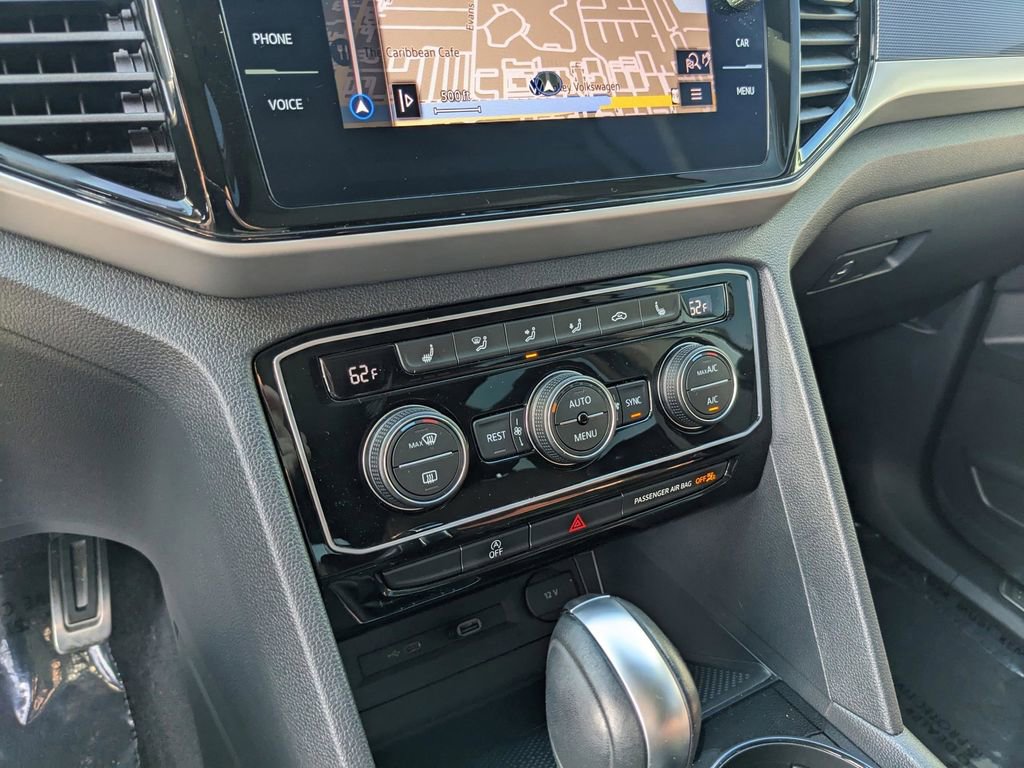 Certified 2023 Volkswagen Atlas SEL R-Line image 25