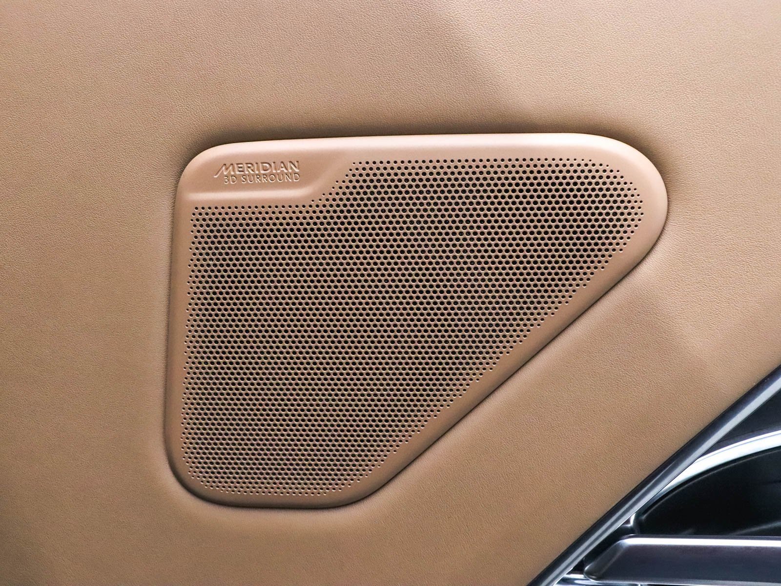 Used 2023 Land Rover Range Rover Long Wheelbase Autobiography image 21