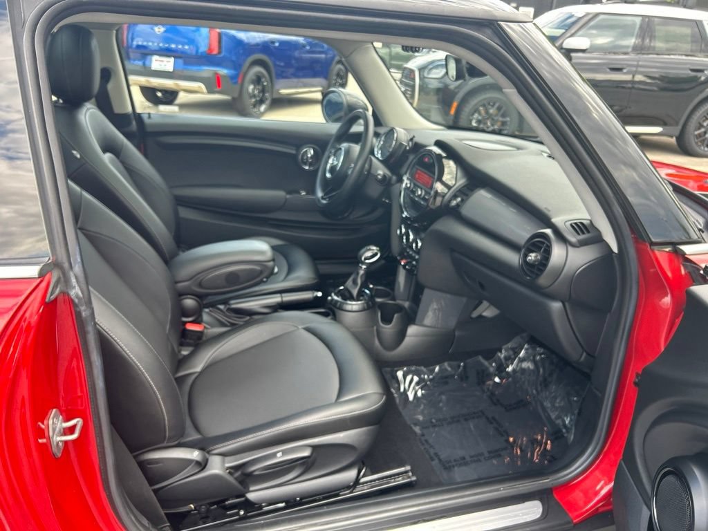 Used 2015 MINI Cooper 2-Door Hardtop FWD image 39