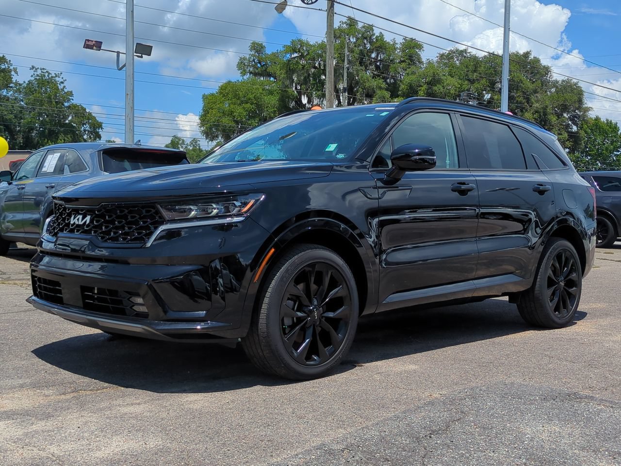 Certified 2023 Kia Sorento SX AWD/4WD image 2