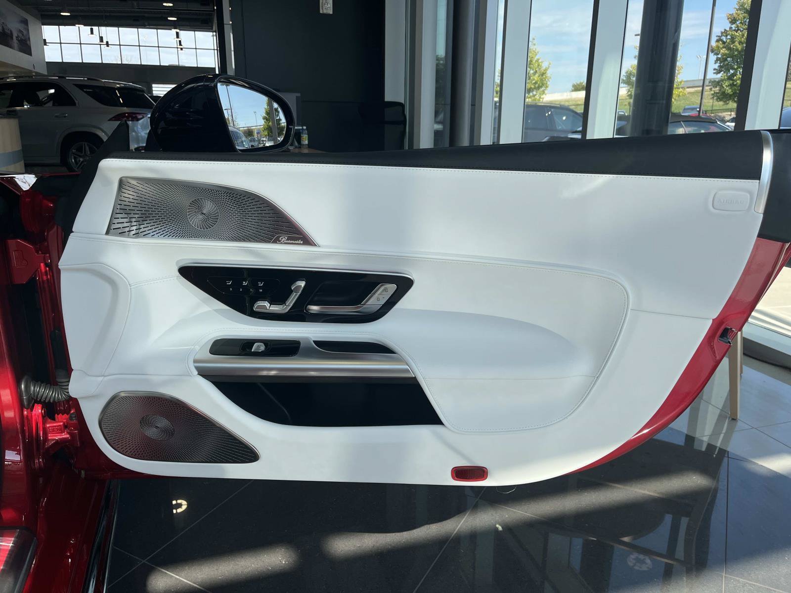 Certified 2026 Mercedes-Benz Maybach SL 680 image 19