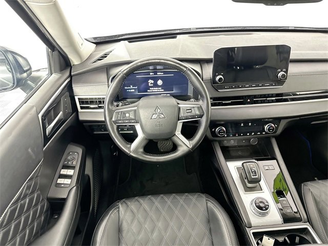 Used 2024 Mitsubishi Outlander SEL image 11