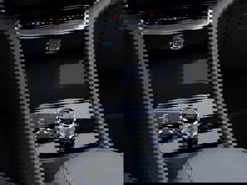 New 2026 Jeep Grand Cherokee Altitude image 24