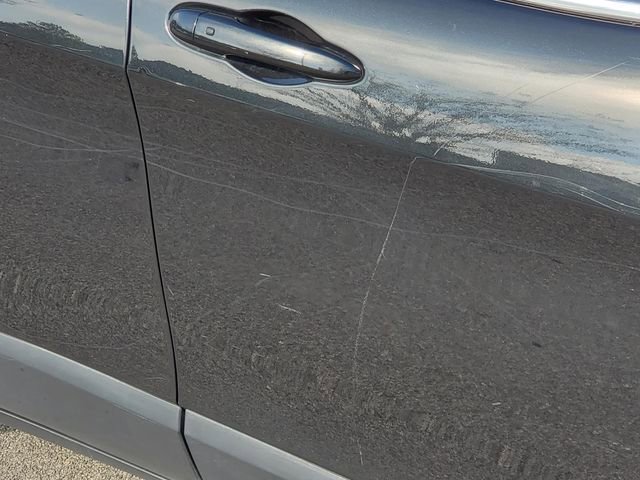 Used 2015 Jeep Cherokee Limited w/ Luxury Group image 38