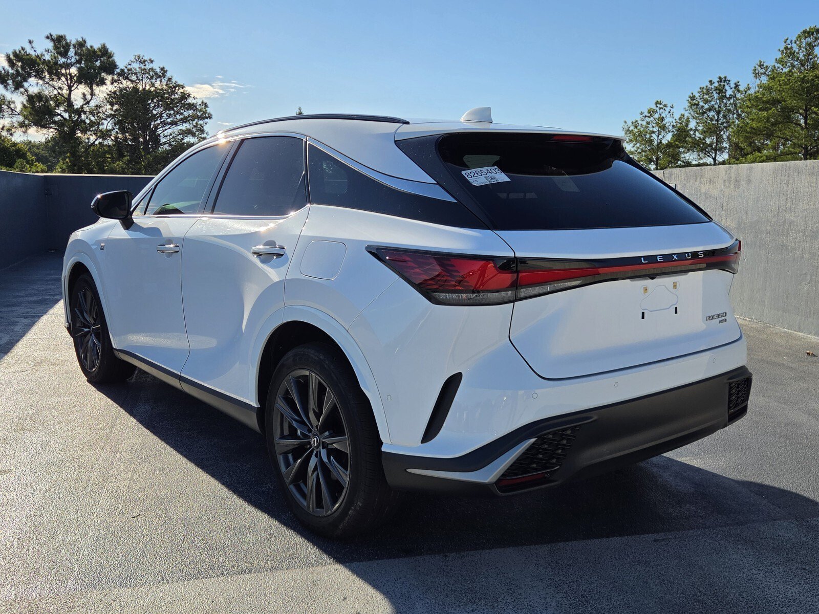 Used 2024 Lexus RX 350 F Sport w/ Convenience Package AWD/4WD image 3