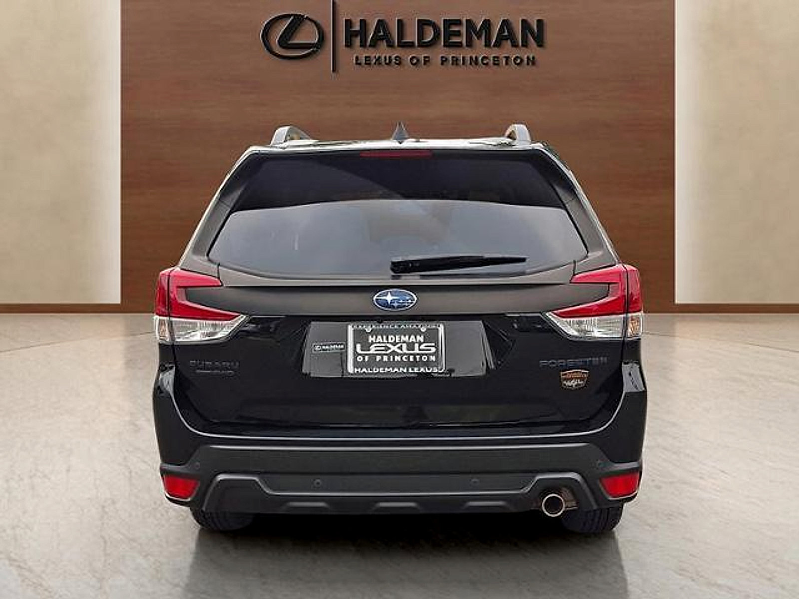 Used 2024 Subaru Forester Wilderness AWD/4WD image 5