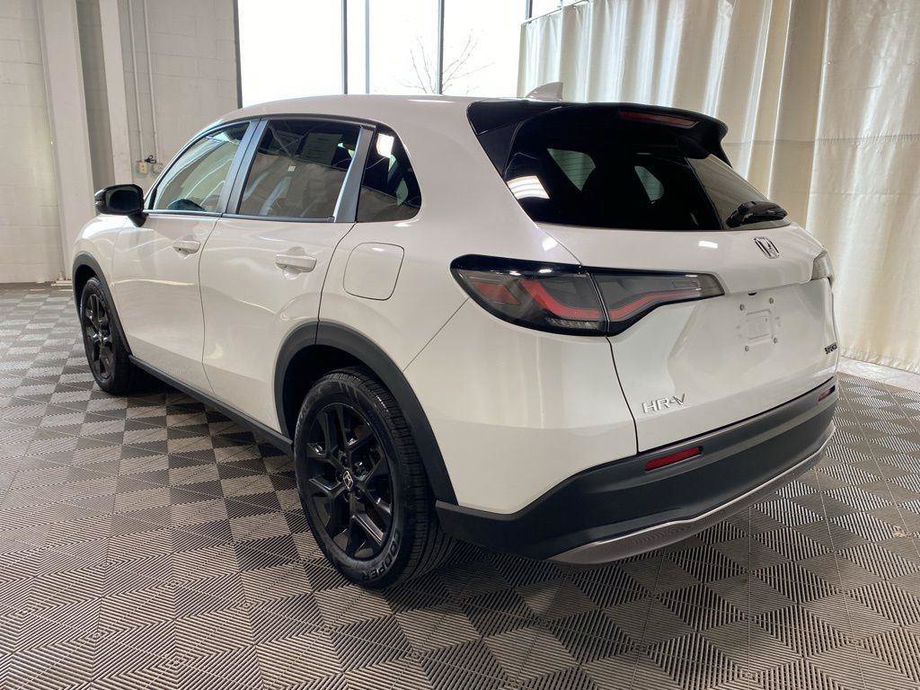 Certified 2023 Honda HR-V Sport image 7