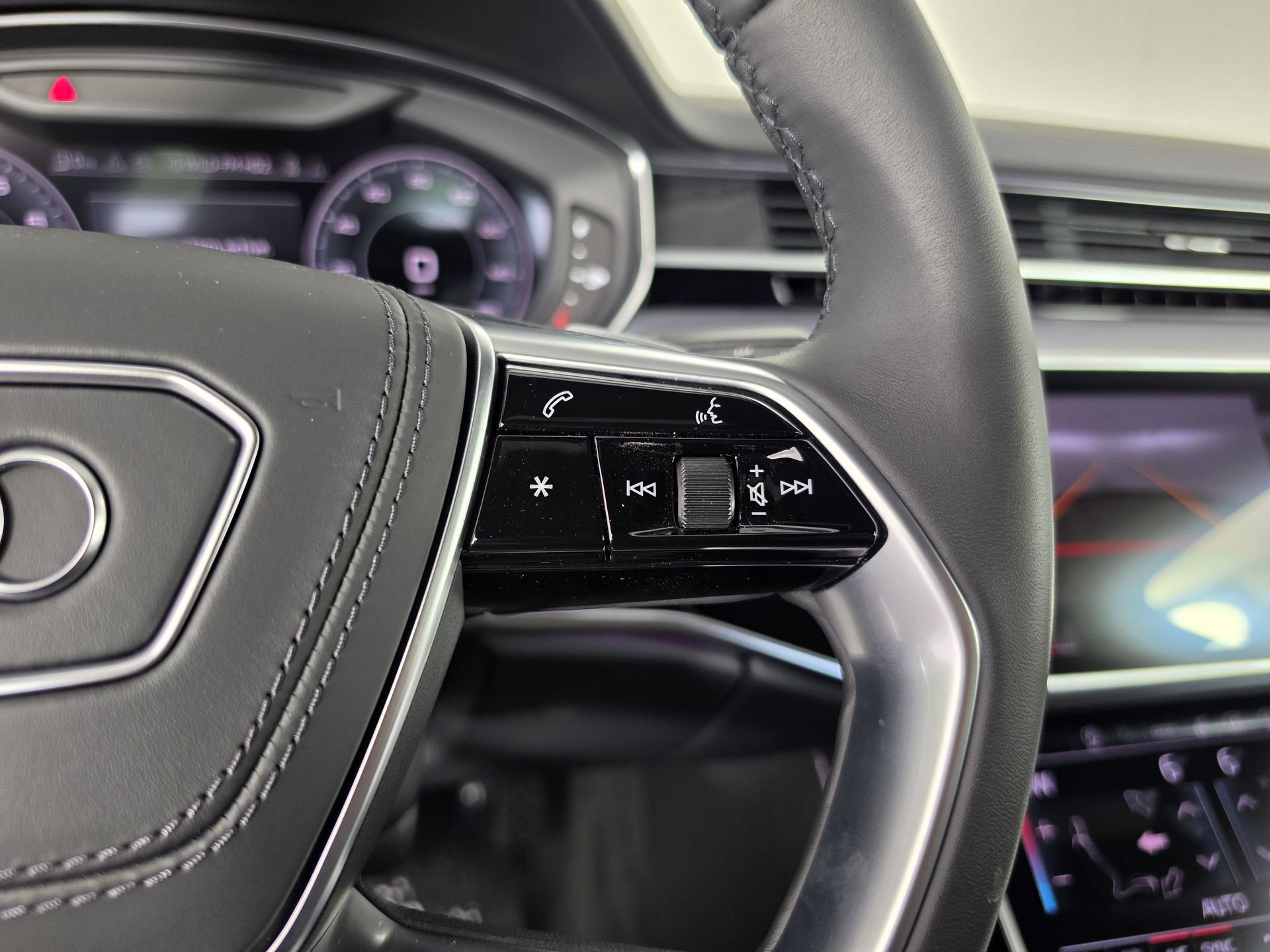New 2026 Audi A8 L 3.0T AWD/4WD image 22