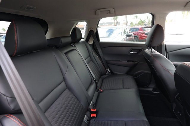 New 2026 Nissan Rogue SV image 18