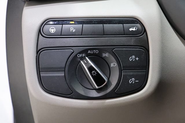 Used 2023 INFINITI QX50 Luxe AWD/4WD image 19
