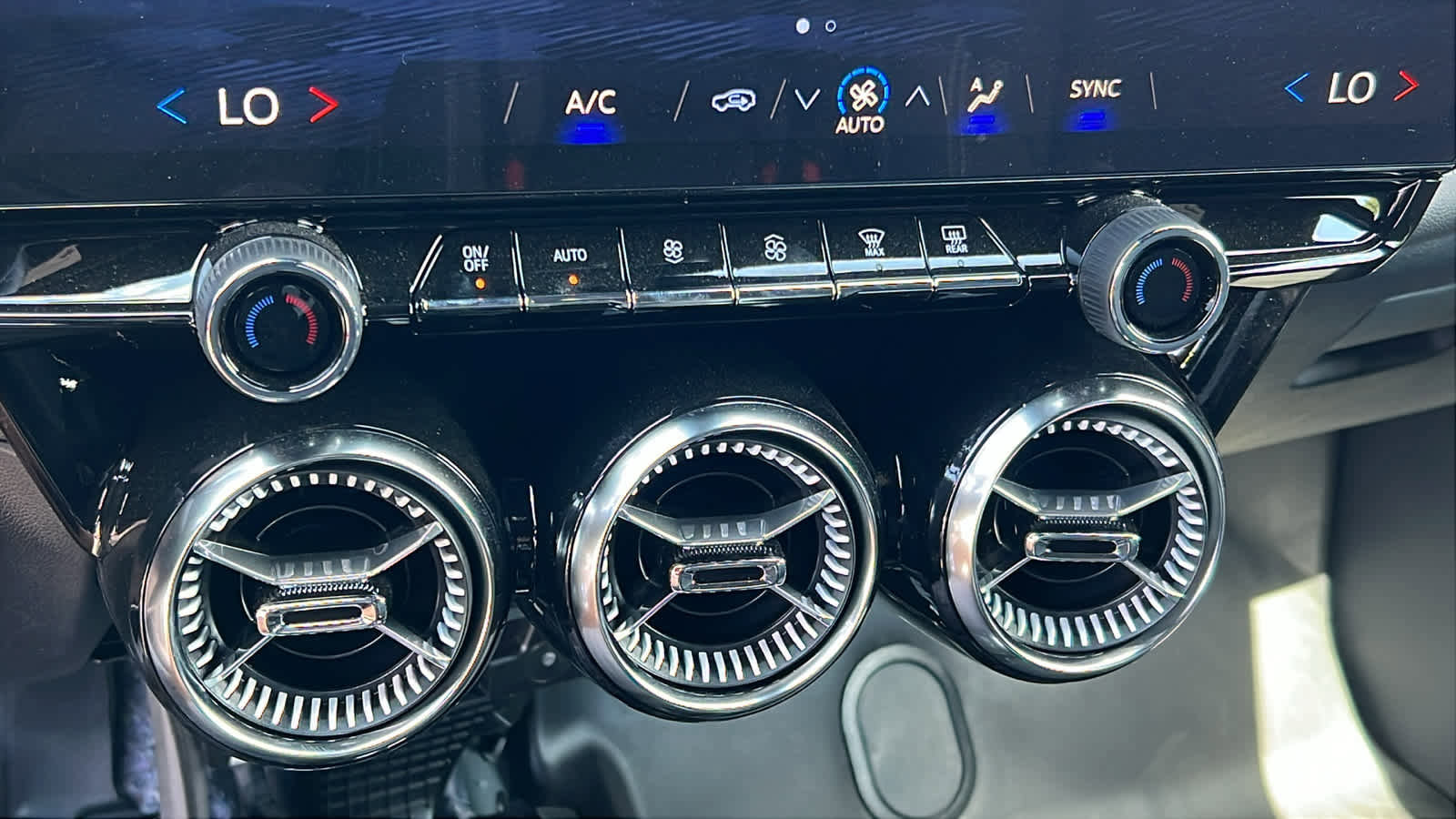 New 2024 Chevrolet Blazer EV AWD Police image 14