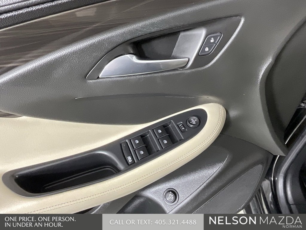 Used 2020 Buick Envision Preferred w/ LPO, Cargo Package image 17