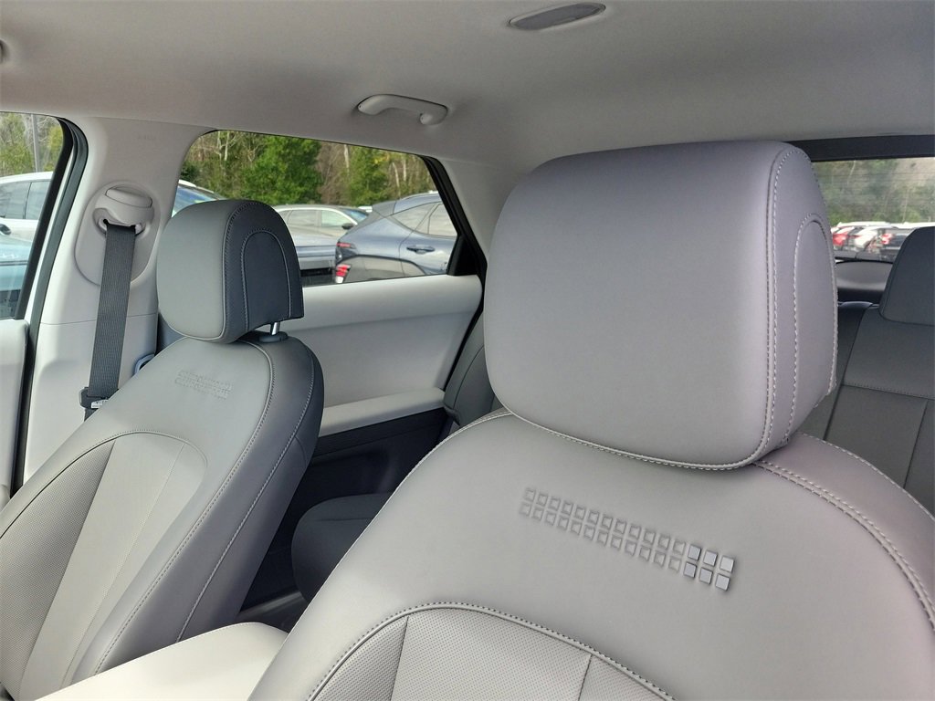 New 2025 Hyundai Ioniq 5 SEL image 22