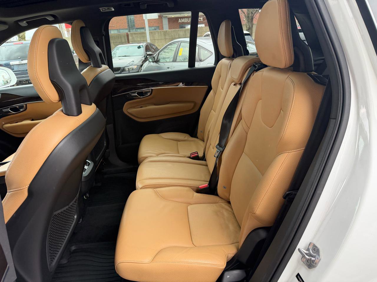 Used 2017 Volvo XC90 T6 Momentum w/ Vision Package AWD/4WD image 15