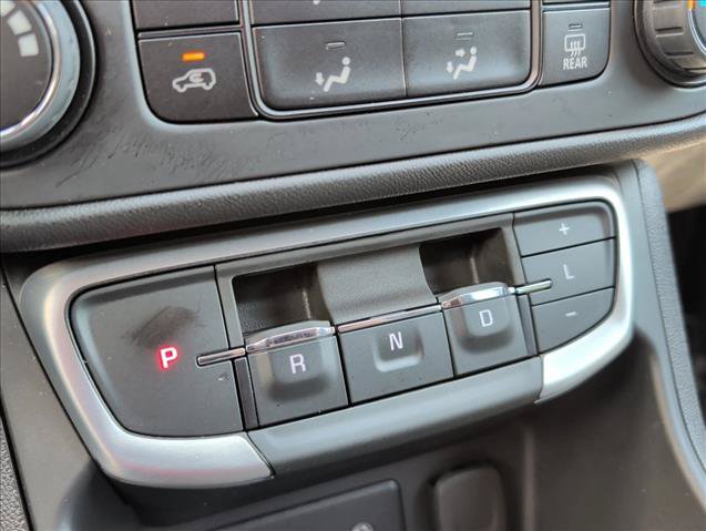 Used 2024 GMC Terrain SLE FWD image 13