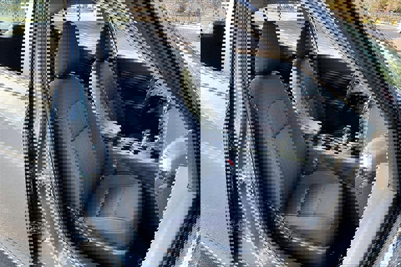 Used 2025 Nissan Altima 2.5 SV image 9