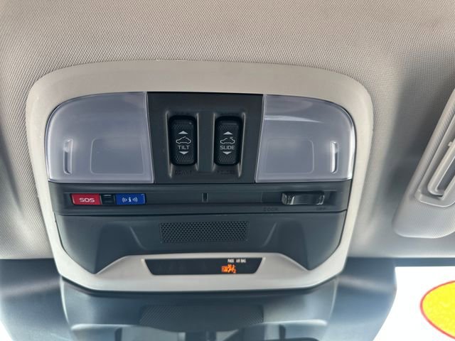 Certified 2025 Subaru Crosstrek 2.5i Limited w/ Crosstrek Mirror Package image 17
