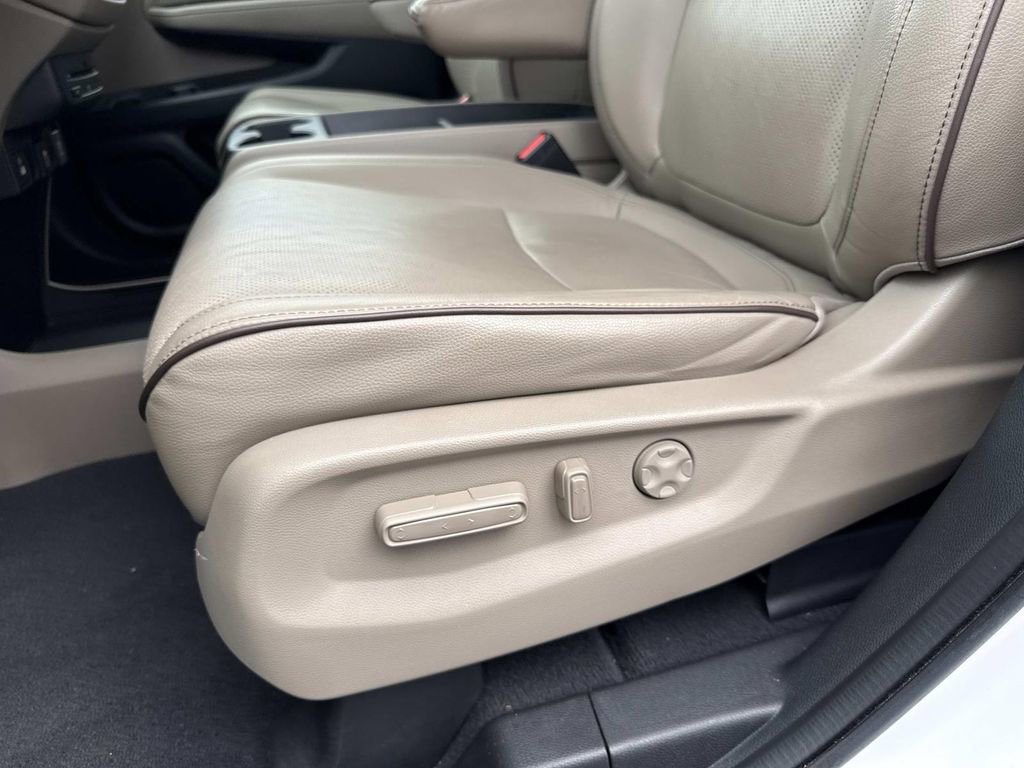 Used 2021 Honda Odyssey Elite image 21