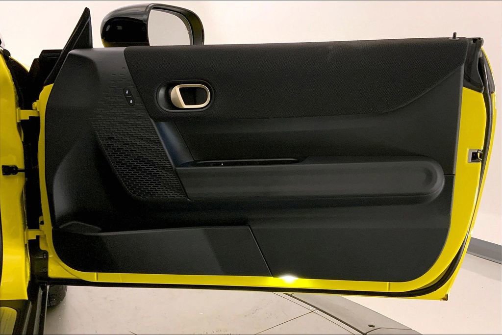 Certified 2025 MINI Cooper S image 25